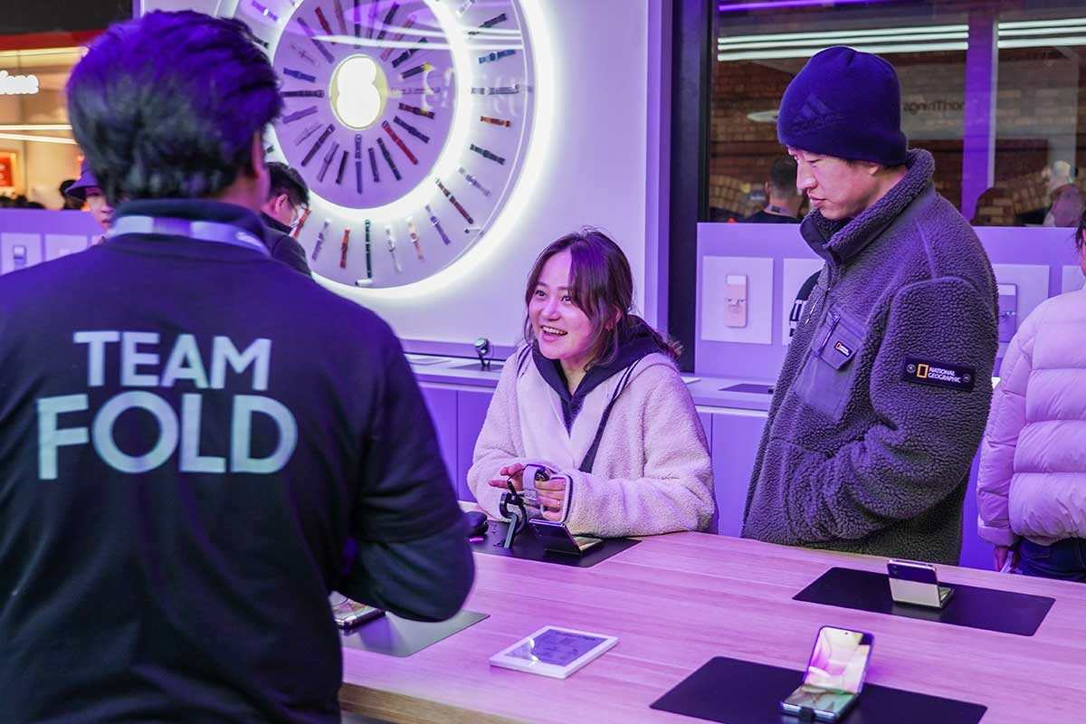 Samsung helps shoppers ‘Unfold their world’ with Galaxy Z Series Melbourne Pop-up via Cheil