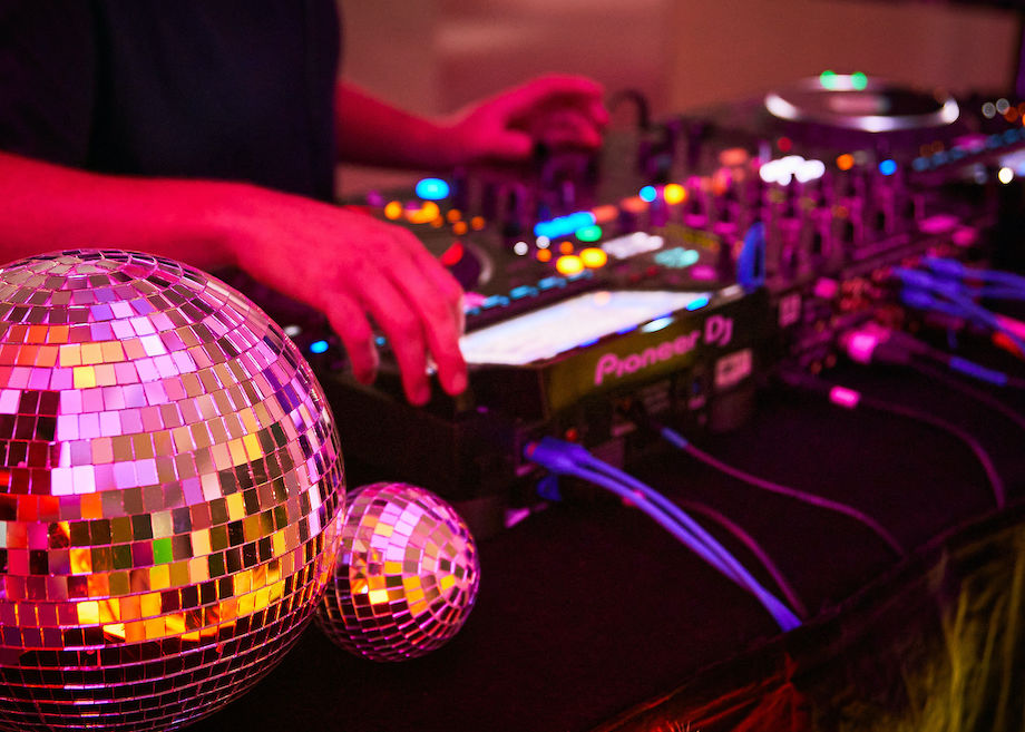 Sydney creatives celebrate the end of summer at AN Summer Sessions 2023 event