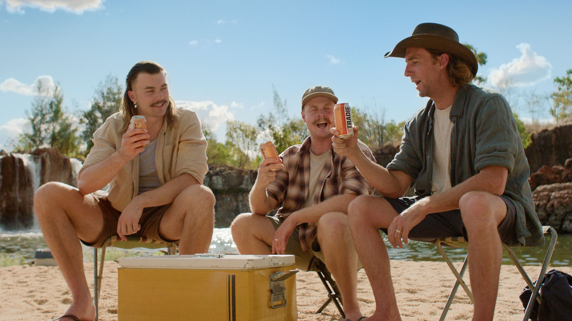 Tradie trades “Cooee” for “Gingaaaah” in latest Ginger Beer campaign via The Incubator