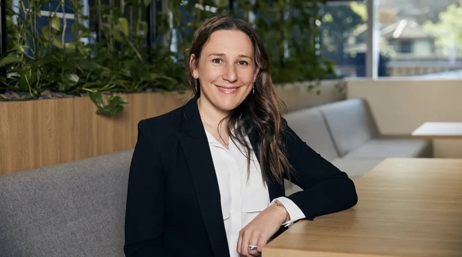 Black T-Shirts podcast chats with Unilever global chief of transformation Nicky Sparshott