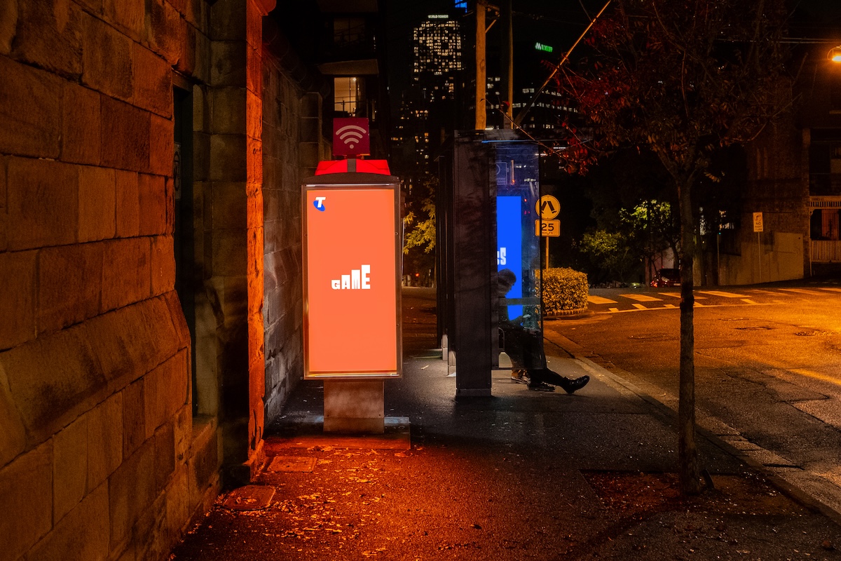 Telstra launches new OOH campaign ‘Four Bars’ via Bear Meets Eagle On Fire, +61 and OMD