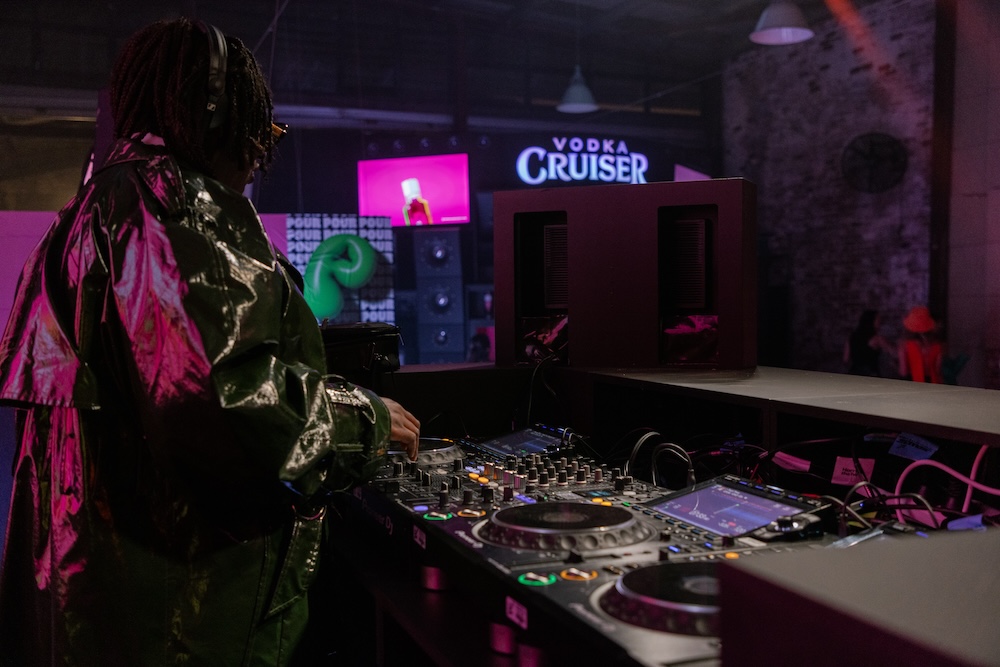 Vodka Cruiser celebrates new Flavours launch with ‘MixMachine’ music experience via Traffik