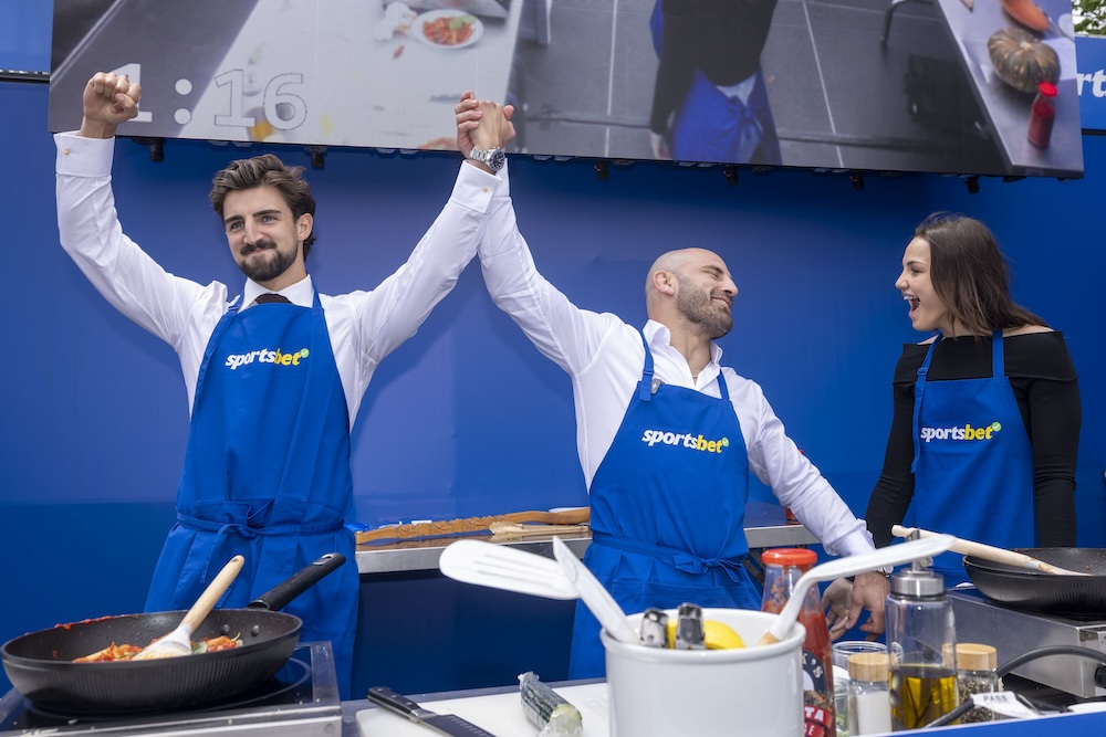 Sportsbet enlists UFC’s Alexander Volkanovski for Volk’s $100k Deli activation via TGI Sport