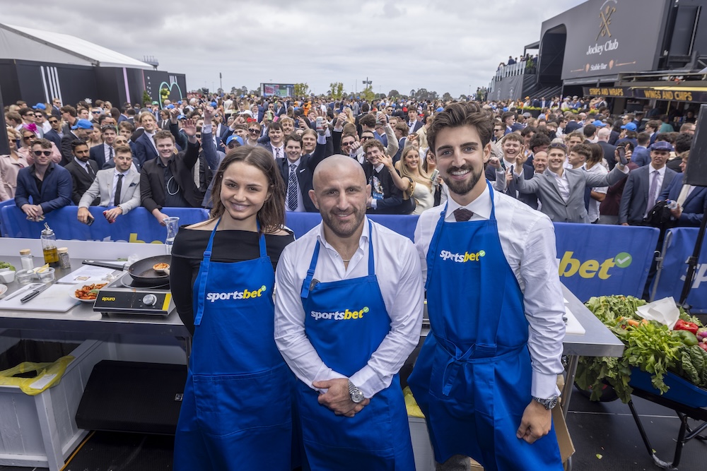 Sportsbet enlists UFC’s Alexander Volkanovski for Volk’s $100k Deli activation via TGI Sport