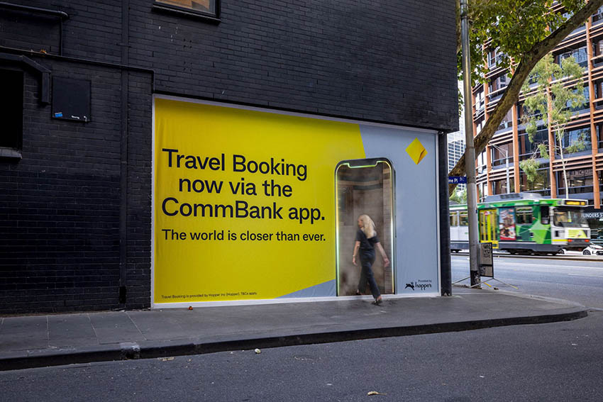 CommBank brings free New York style hot dogs to Melbourne with walk-through billboard experience via M&C Saatchi