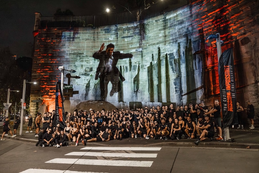 Over 300 spies take over Sydney for Mission: Impossible night run in new stunt via Hello