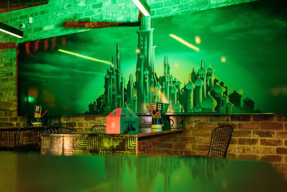 Grill’d partners with Universal Pictures to transform flagship Sydney restaurant into immersive Emerald City experience via Banter