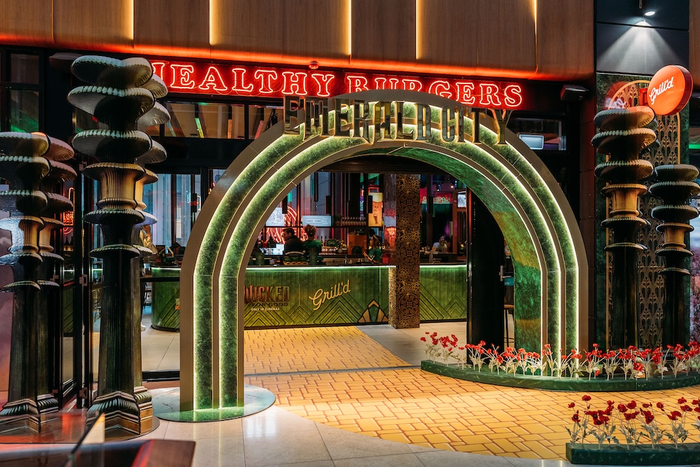 Grill’d partners with Universal Pictures to transform flagship Sydney restaurant into immersive Emerald City experience via Banter