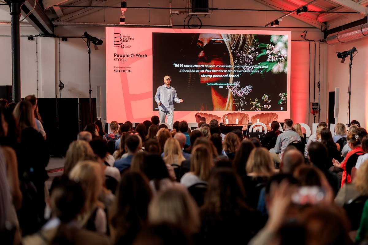 REBORN appoints European AI expert Mike Bubenicek as Head of Creative Strategy & Innovation