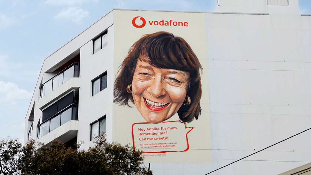 “Did you get my mural?” Parents surprise their kids who never call them back in new Vodafone campaign via Howatson+Company