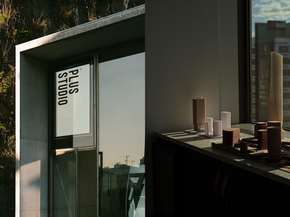 Plus Studio appoints AMPR for strategic communications